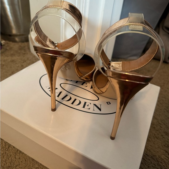 2 For 1 Steve Madden Stilettos - Picture 5 of 6